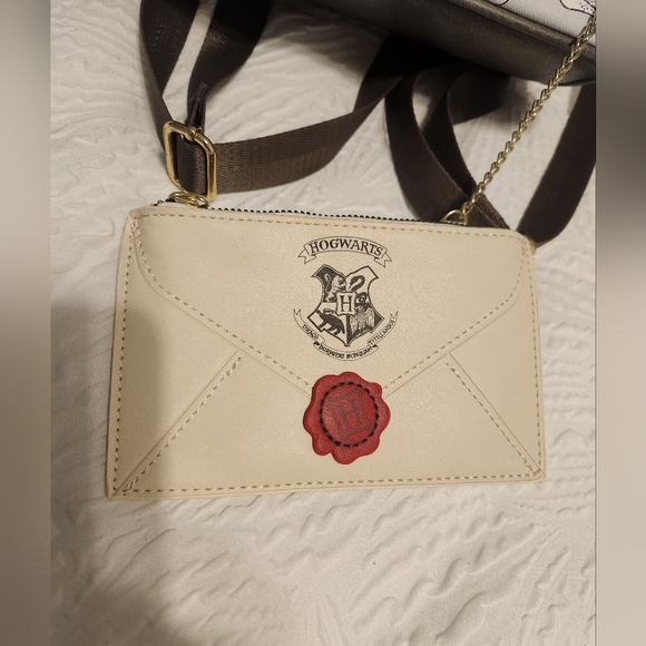 NWT Hedwig Mini Backpack and letter Pouch - Harry Potter - Picture 10 of 13